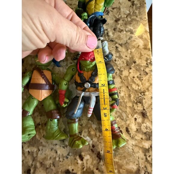 5 TMNT Teenage Mutant Ninja Turtles Leonardo & Michaelangelo Viacom Action Figur - Picture 2 of 2